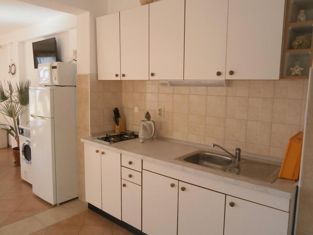 Apartments With A Parking Space Igrane, Makarska - 13535 Extérieur photo