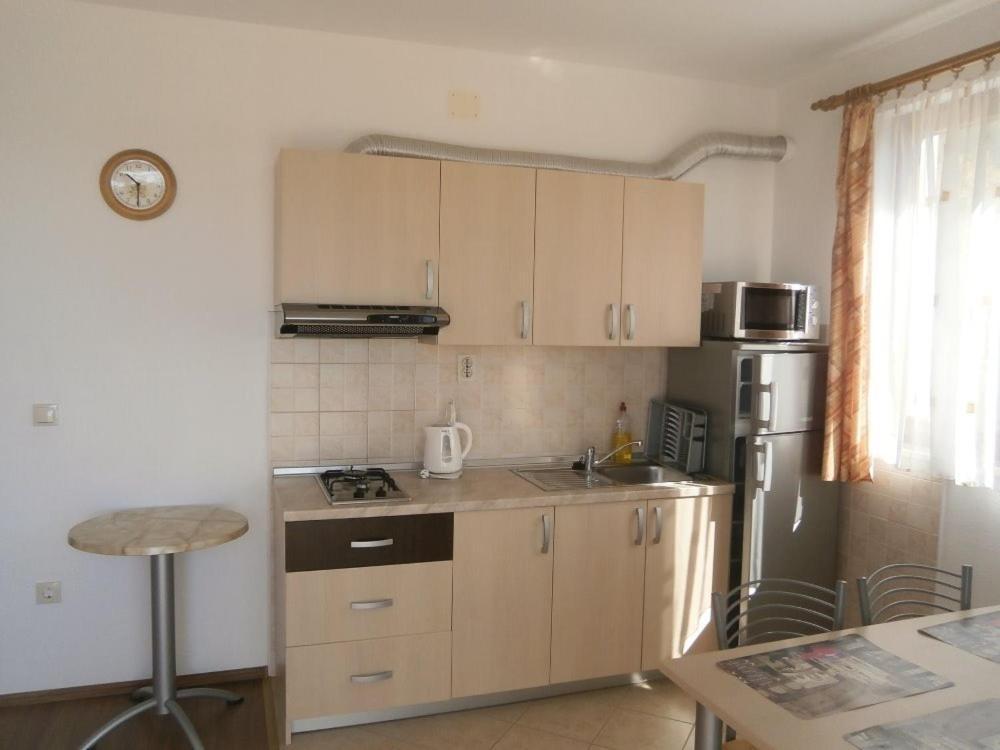 Apartments With A Parking Space Igrane, Makarska - 13535 Extérieur photo